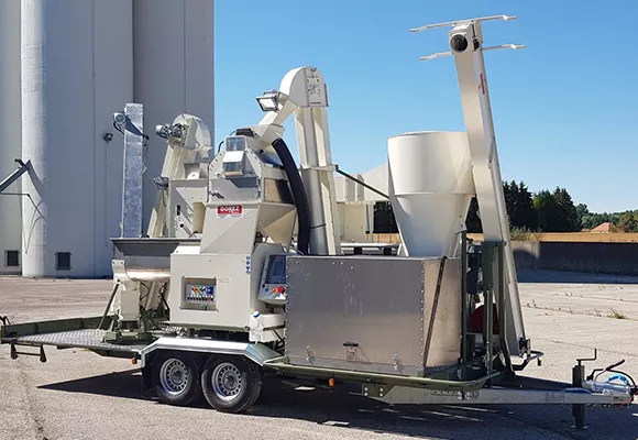 Maszyna do czyszczenia i zaprawiania nasion AS 354, 355