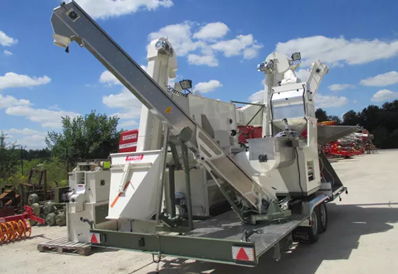 Maszyna do czyszczenia i zaprawiania nasion RTB 354, 355