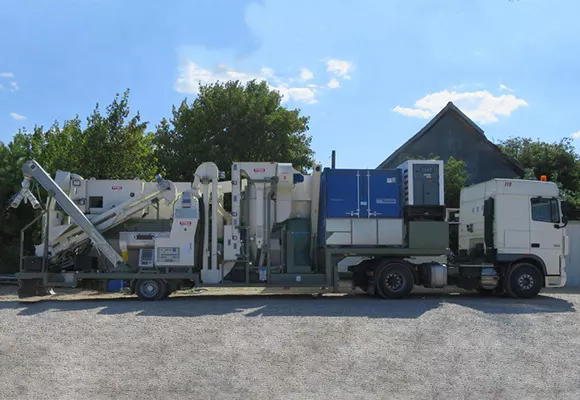 Maszyna do czyszczenia i zaprawiania nasion RTPL 704, 705