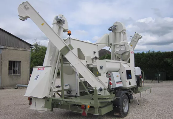 Maszyna do czyszczenia i zaprawiania nasion TD 53-54, 153, 354