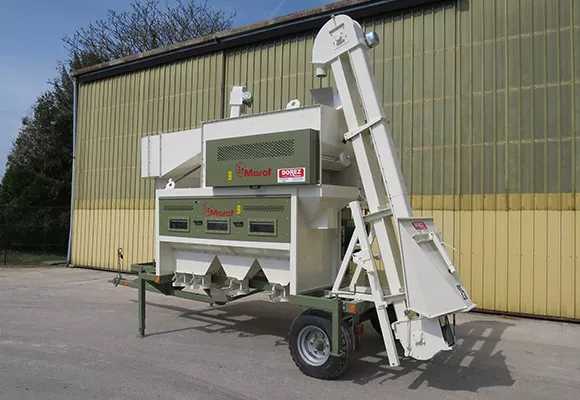 Maszyna do czyszczenia i zaprawiania nasion TD 53-54, 153, 354