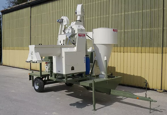 Maszyna do czyszczenia i zaprawiania nasion TD 53-54, 153, 354